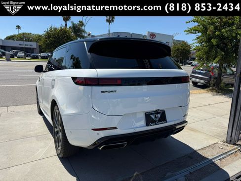 Used 2023 Land Rover Range Rover Sport SE Dynamic AWD/4WD image 5