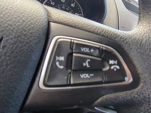 Used 2021 Ford EcoSport SE image 12