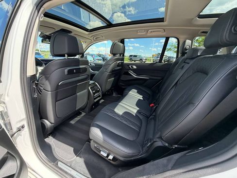 Used 2026 BMW X7 xDrive40i AWD/4WD image 18