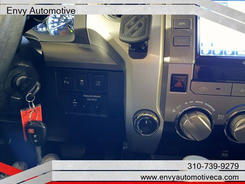 Used 2018 Toyota Tundra SR5 w/ TRD Off Road Package image 38