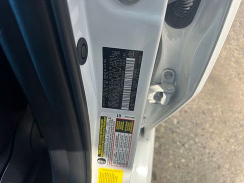 Used 2025 Toyota Camry LE image 29