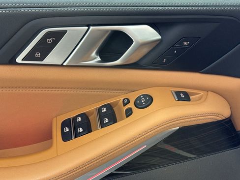 Used 2024 BMW X5 xDrive40i w/ Premium Package AWD/4WD image 14