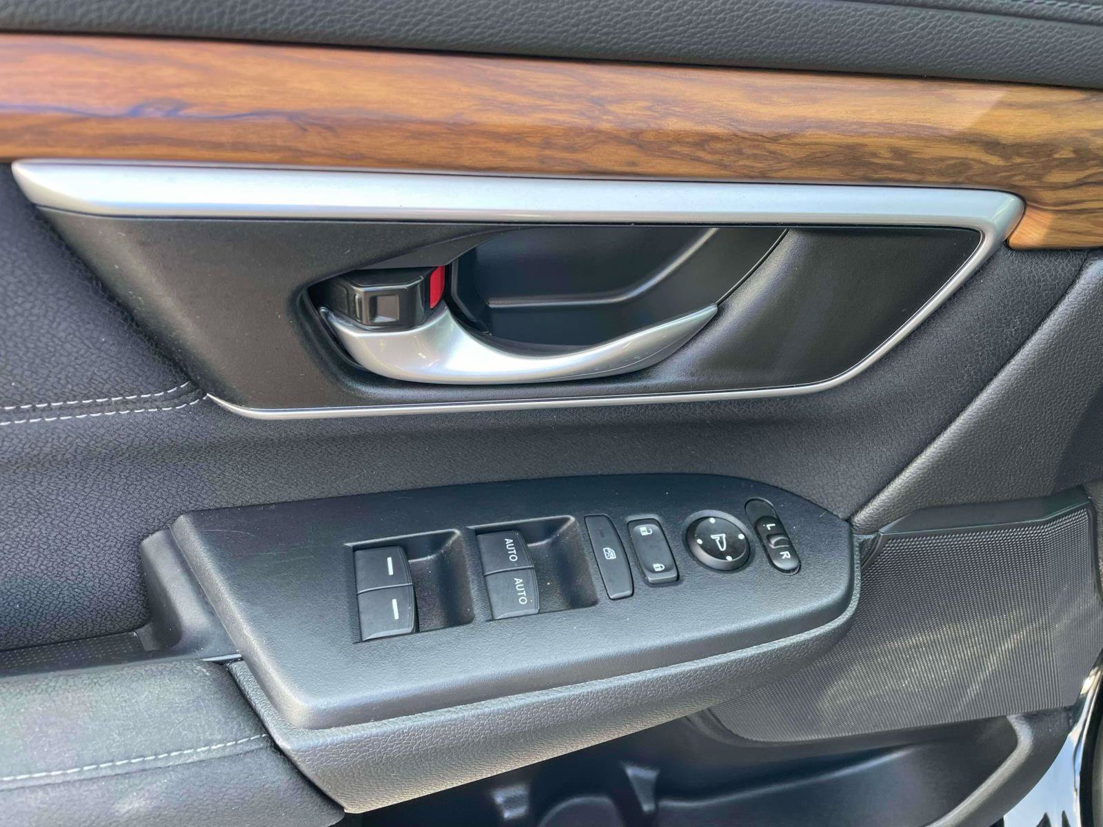 Used 2020 Honda CR-V EX image 11