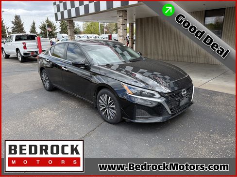 Used 2023 Nissan Altima 2.5 SV w/ SV Premium Package AWD/4WD image 1