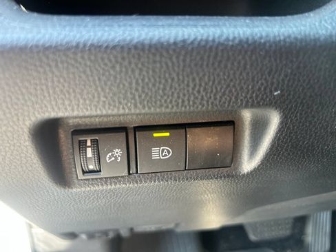 Used 2024 Toyota RAV4 XLE AWD/4WD image 23