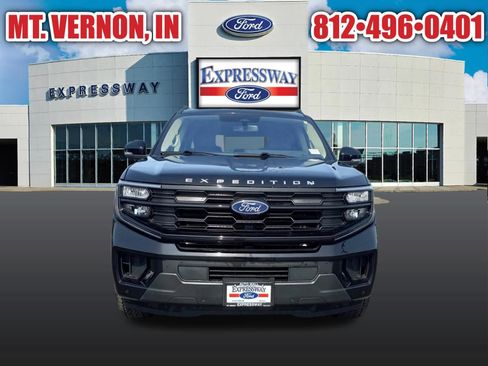 Used 2025 Ford Expedition Max Active image 4