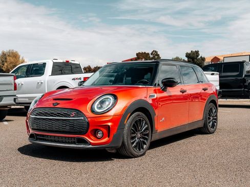 Used 2022 MINI Cooper Clubman S w/ Premium Package AWD/4WD image 3