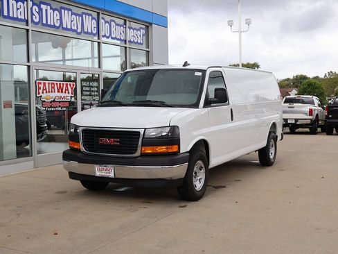 New 2025 GMC Savana 3500 Extended w/ Driver Convenience Package RWD image 6