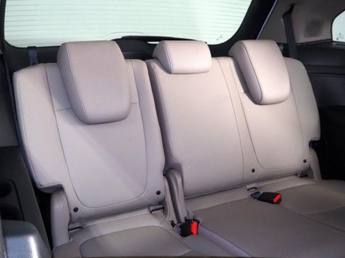 Used 2018 Honda Odyssey Elite image 17