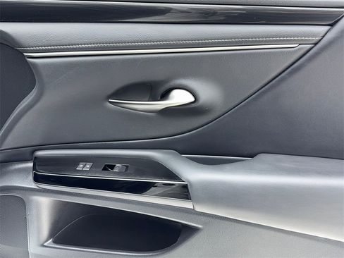 Used 2022 Lexus ES 350 image 45