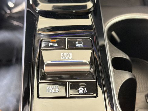 Used 2021 Hyundai Sonata Limited image 19