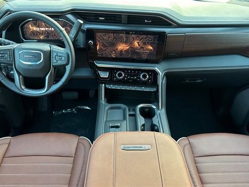 New 2026 GMC Sierra 3500 Denali Ultimate image 13