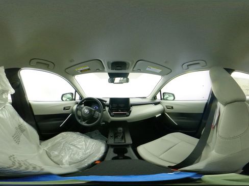 New 2026 Toyota Corolla Cross L image 33