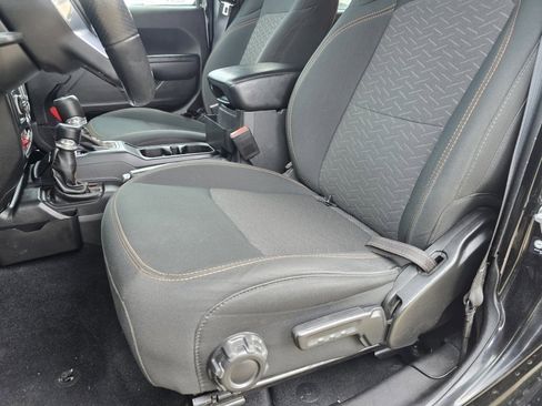 Used 2022 Jeep Gladiator Mojave w/ LED Lighting Group image 21