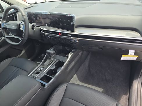 New 2026 Kia Sorento S AWD/4WD image 11