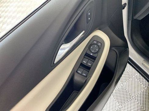 Used 2023 Buick Encore GX Preferred w/ Cold Weather Comfort Package FWD image 30