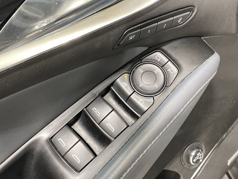 Used 2024 Buick Enclave Premium FWD image 14