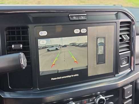 Used 2025 Ford F250 Lariat w/ Chrome Package AWD/4WD image 24