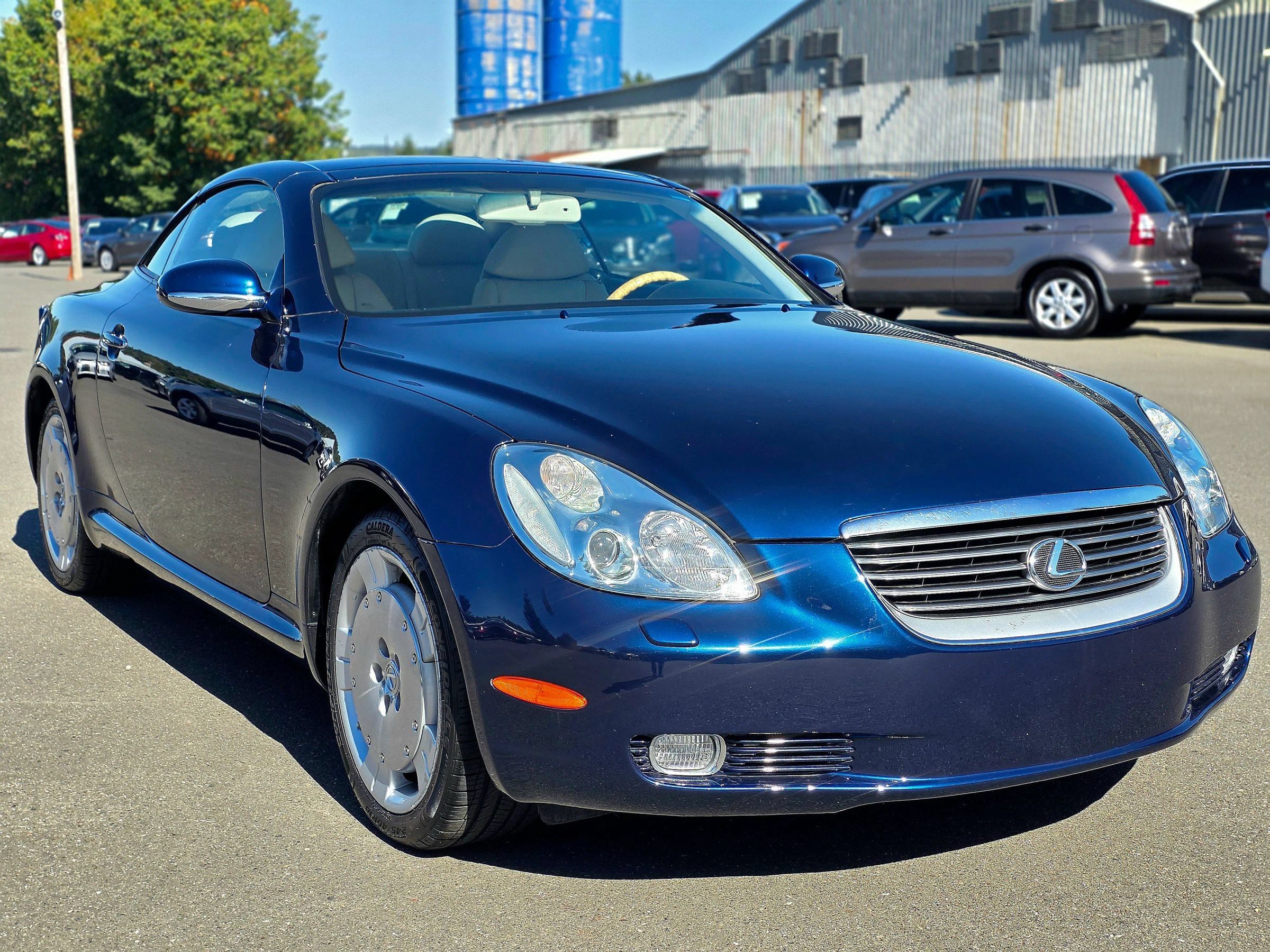 Used 2005 Lexus SC 430 Convertible RWD image 2