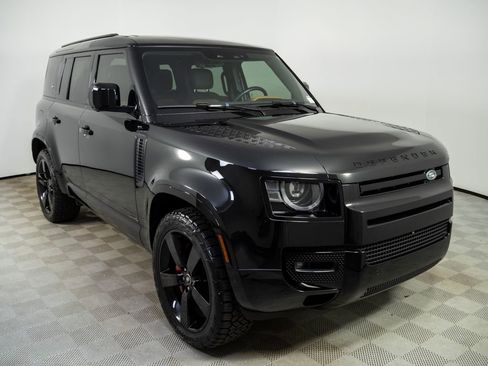 Used 2023 Land Rover Defender 110 X AWD/4WD image 27