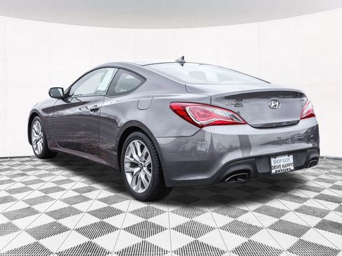Used 2013 Hyundai Genesis 2.0T image 13