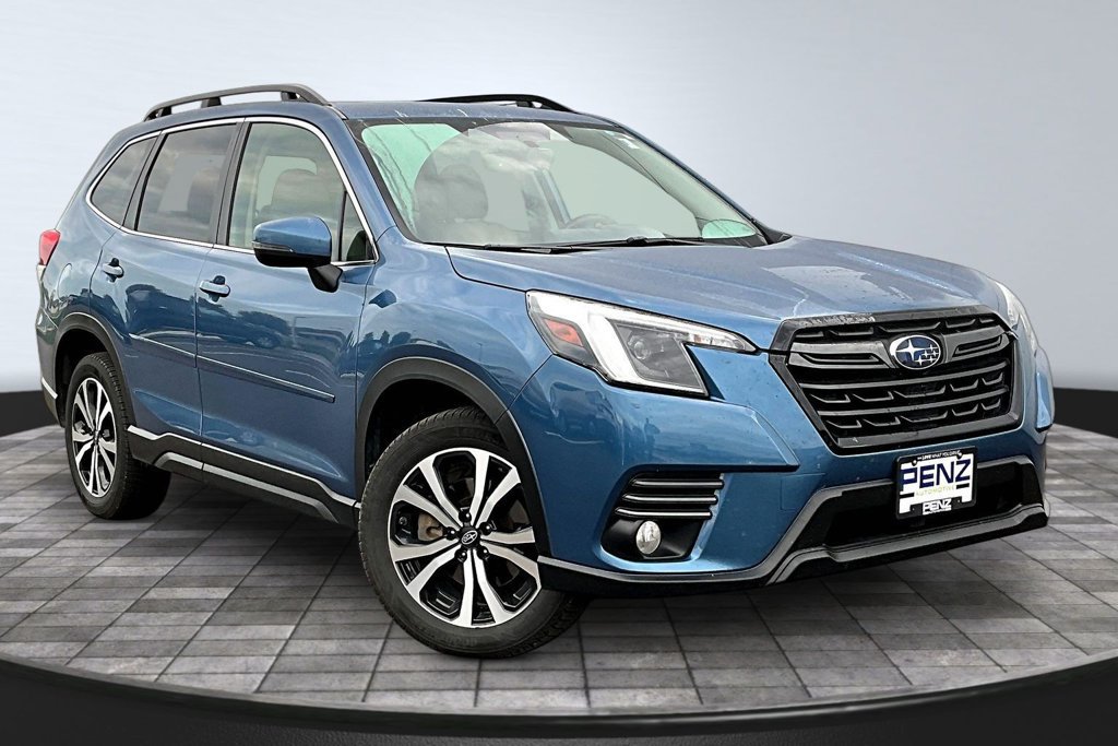 Used 2023 Subaru Forester Limited AWD/4WD image 3