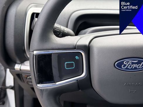 Certified 2025 Ford Expedition Active AWD/4WD image 31