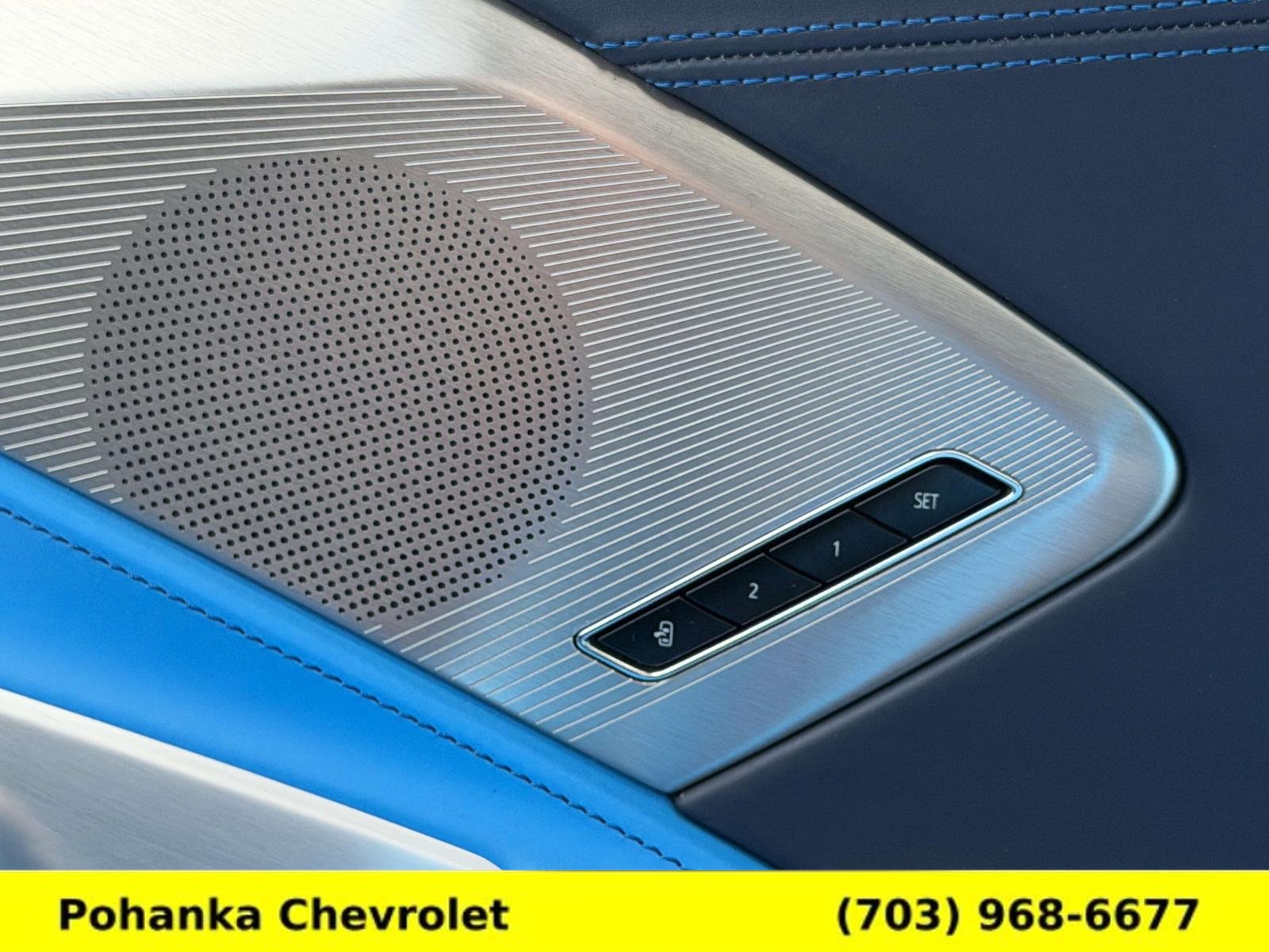 Used 2021 Chevrolet Corvette Stingray Premium Conv w/ Z51 Performance Package RWD image 22