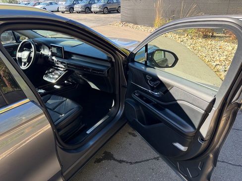 Certified 2022 Lincoln Corsair FWD w/ Equipment Group 101A image 11