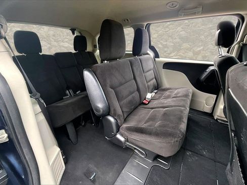 Used 2017 Dodge Grand Caravan SE w/ Power Window Group image 22