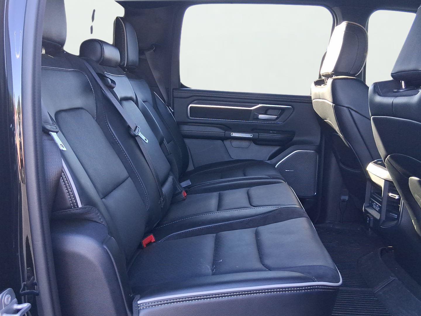 Used 2025 RAM 1500 Laramie w/ Night Edition AWD/4WD image 21