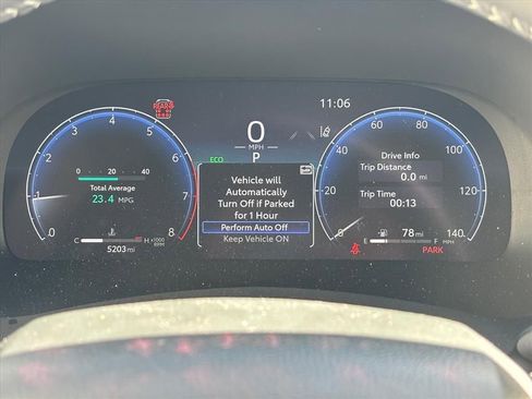 Used 2025 Toyota Highlander Limited image 16