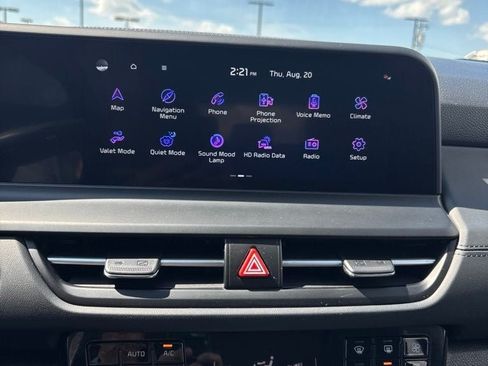 Used 2024 Kia Seltos EX AWD/4WD image 19