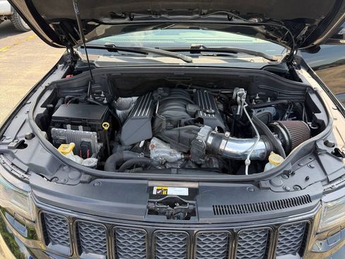 Used 2018 Jeep Grand Cherokee SRT AWD/4WD image 27