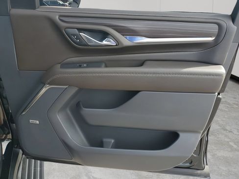 Certified 2023 GMC Yukon XL Denali AWD/4WD image 16