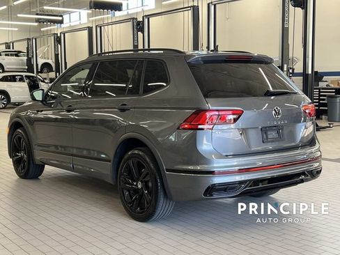 Used 2023 Volkswagen Tiguan SE R-Line FWD image 10