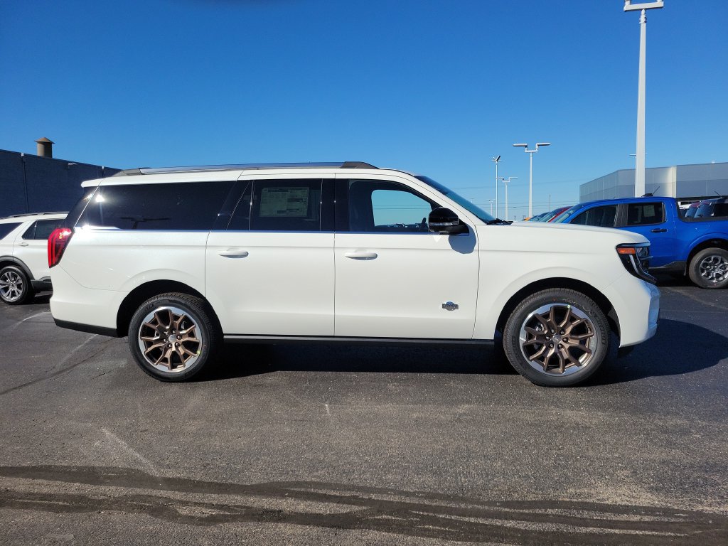 New 2027 Ford Expedition Max King Ranch AWD/4WD image 3