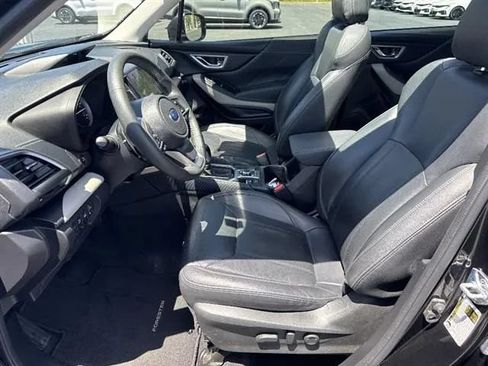 Used 2023 Subaru Forester Limited AWD/4WD image 9