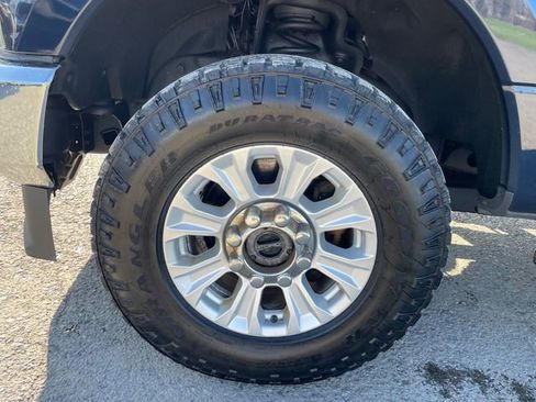 Used 2022 Ford F250 XLT w/ XLT Value Package AWD/4WD image 31