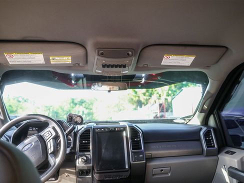 Used 2019 Ford F250 XLT w/ XLT Premium Package AWD/4WD image 37