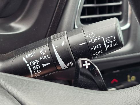 Used 2022 Honda HR-V EX image 43