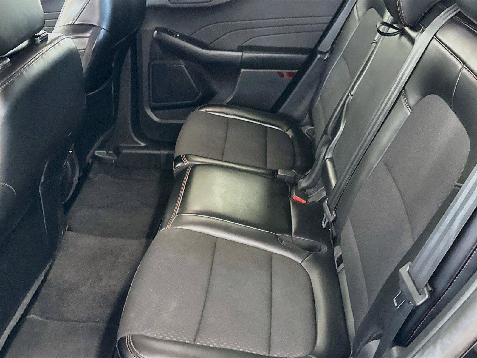 Used 2024 Ford Escape ST-Line AWD/4WD image 5