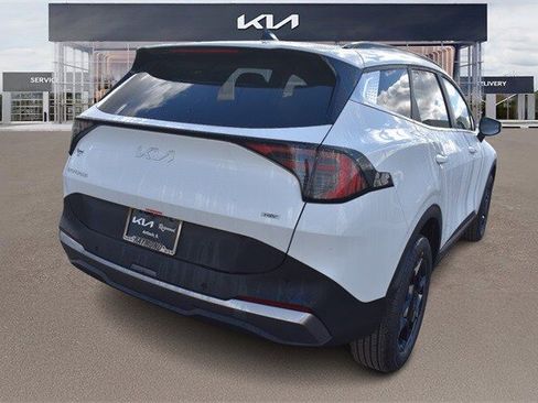 New 2026 Kia Sportage EX w/ EX Panoramic Sunroof Package image 3