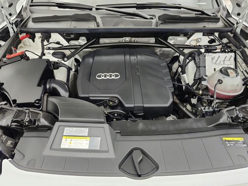 Used 2021 Audi Q5 2.0T Premium Plus w/ Premium Plus Package AWD/4WD image 17