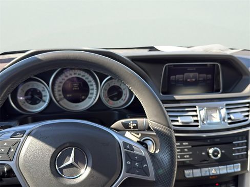 Used 2016 Mercedes-Benz E 350 4MATIC Wagon image 14
