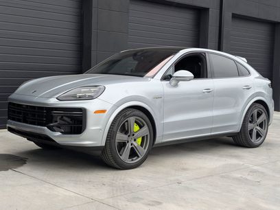 Used 2025 Porsche Cayenne Turbo