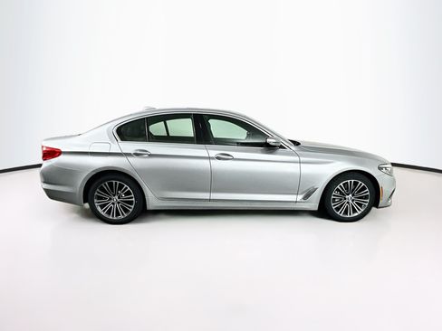 Used 2018 BMW 530i RWD image 10
