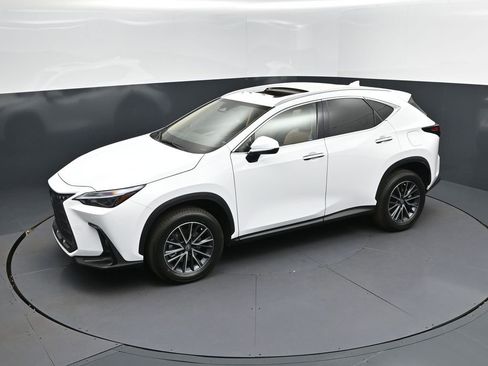 New 2026 Lexus NX 350 AWD image 31