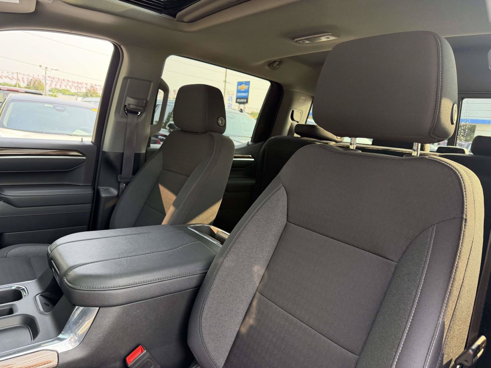 Certified 2025 Chevrolet Silverado 1500 RST w/ Convenience Package II AWD/4WD image 12