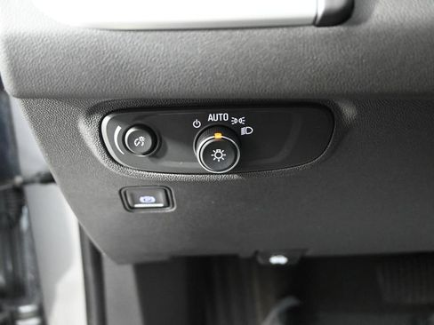 Used 2024 GMC Terrain SLE w/ Driver Convenience Package AWD/4WD image 23